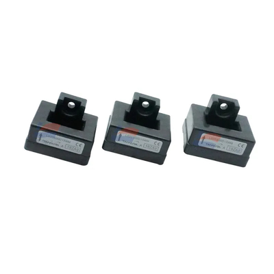 YJJ L03S600D15WM 10μs 20mA bidirezionale ± 1% 600A A Hall sensore di corrente è installato nella base