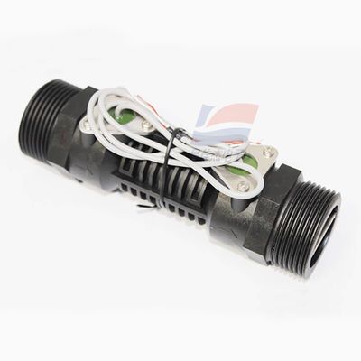 Il flussometro ad ultrasuoni YJJ FS0001 ha un raggio di misura di 1,5 - 3000 L/h ed è utilizzato nei sistemi di gestione dell'acqua