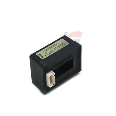 YJJ L05Z800S15 Hall Effect Current Sensor è utilizzato per inverter/trasduttori di energia solare/eolica