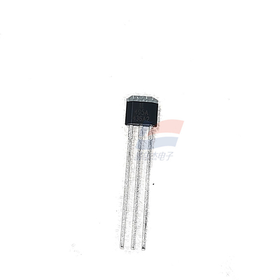 SS495A Board Mount Hall Effect Sensori magnetici attraverso il tipo di foro con 9V di tensione di alimentazione operativa e 10 mA di corrente di uscita massima
